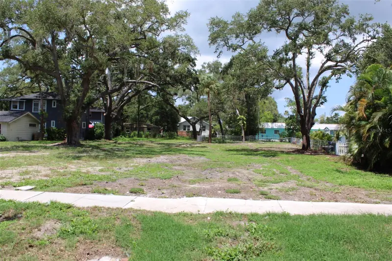308 President St, FL