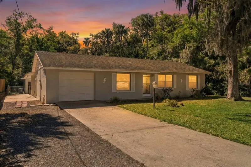 2072 Burma Rd, FL