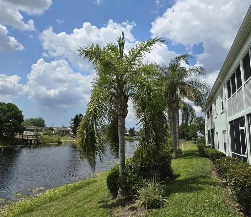 5725 Greenwood Ave #5201, FL