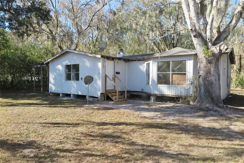 8760 County Road 127, FL
