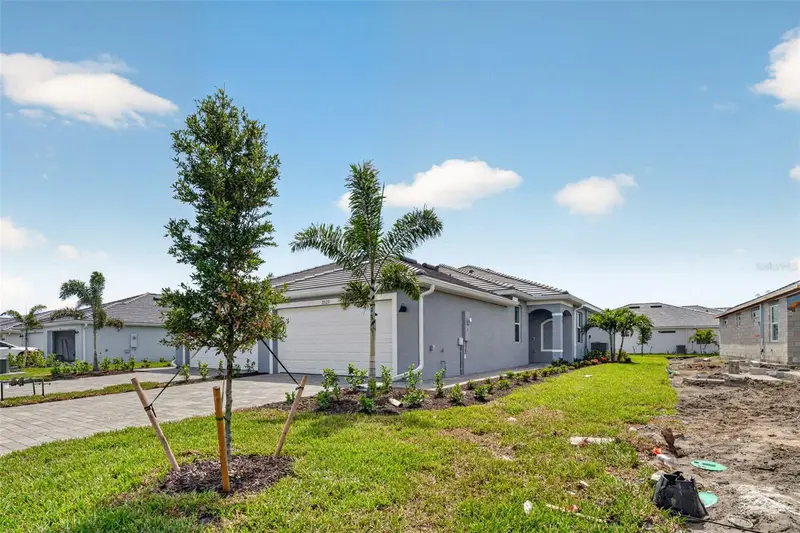 8529 Shore Lake Dr, FL