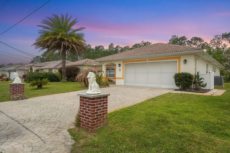 28 Princeton Ln, FL