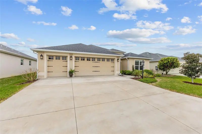 5791 Henry Loop, FL
