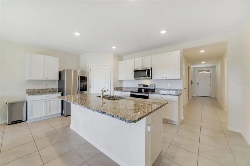 2135 E Old Mill Dr, FL