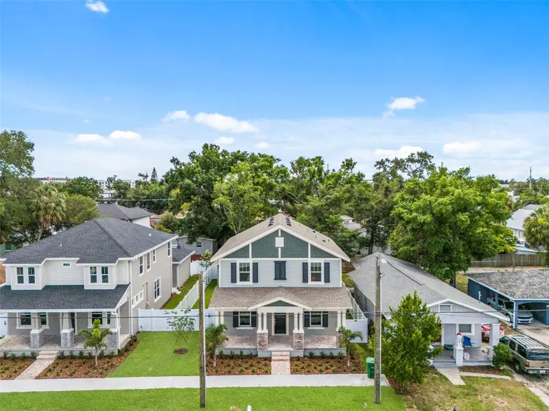 1526 W Arch St, FL