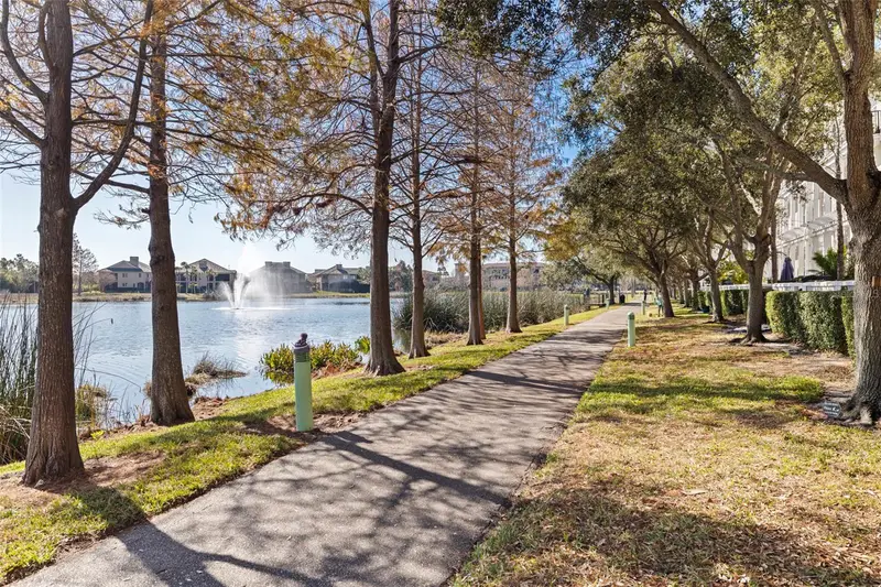 125 Commonwealth Ct N, FL