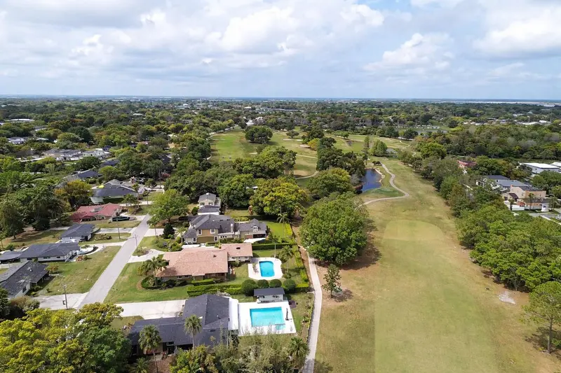 26 Backspin Ln, FL