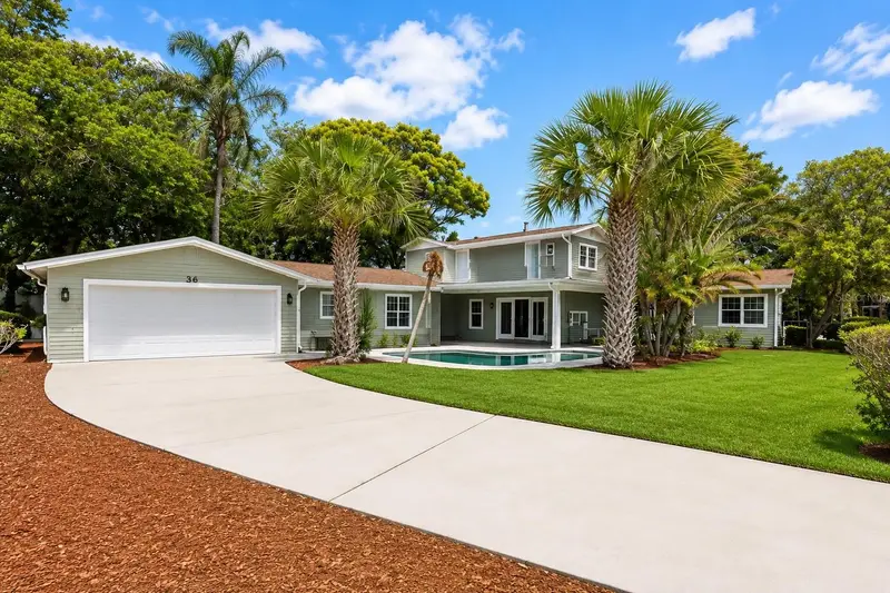 26 Backspin Ln, FL