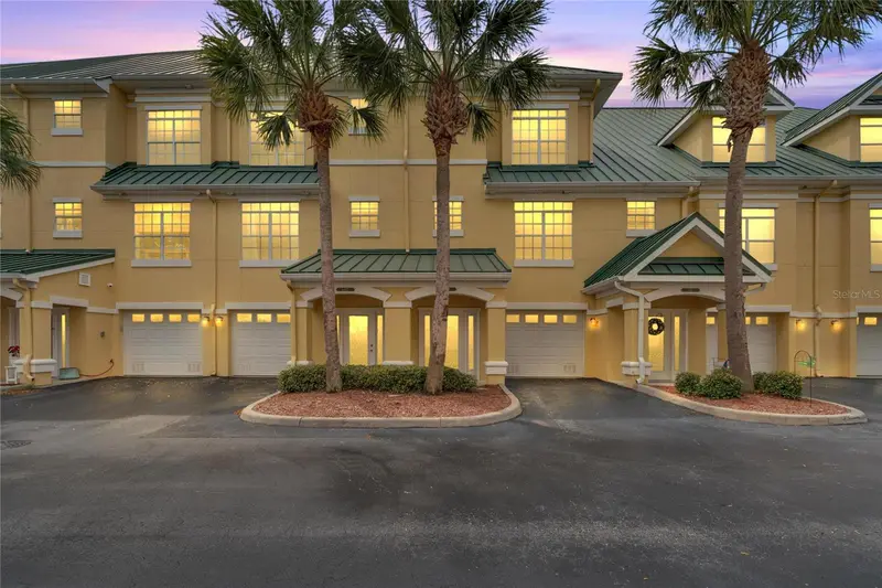 6414 Sunset Bay Cir, FL