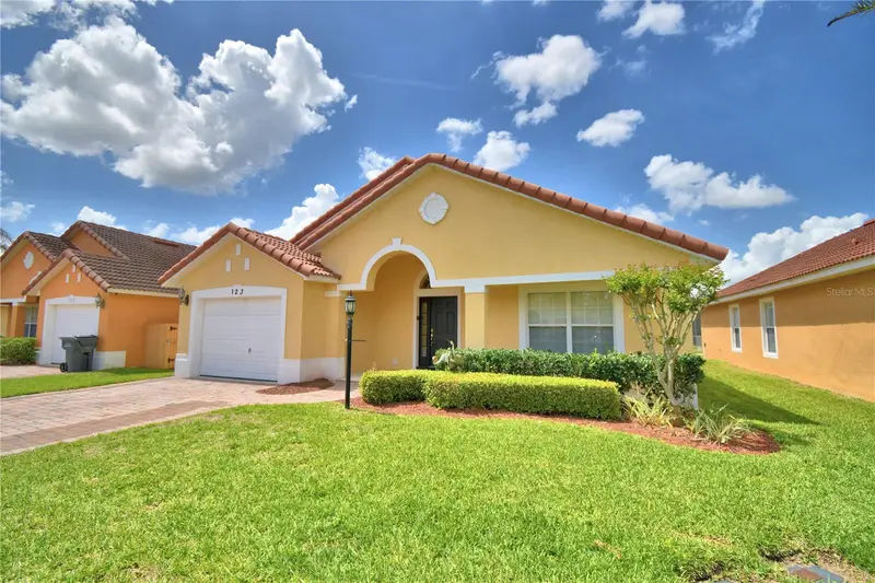 123 Hummingbird Pass, FL
