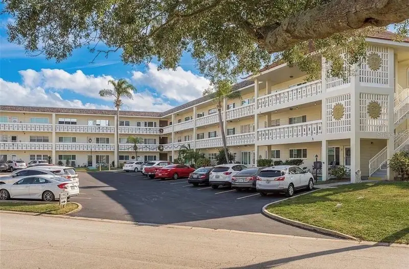 2451 Canadian Way #47, FL