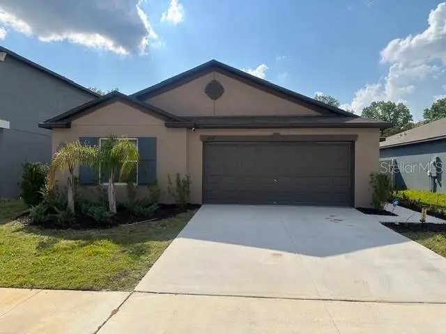 1658 Red Loop, FL