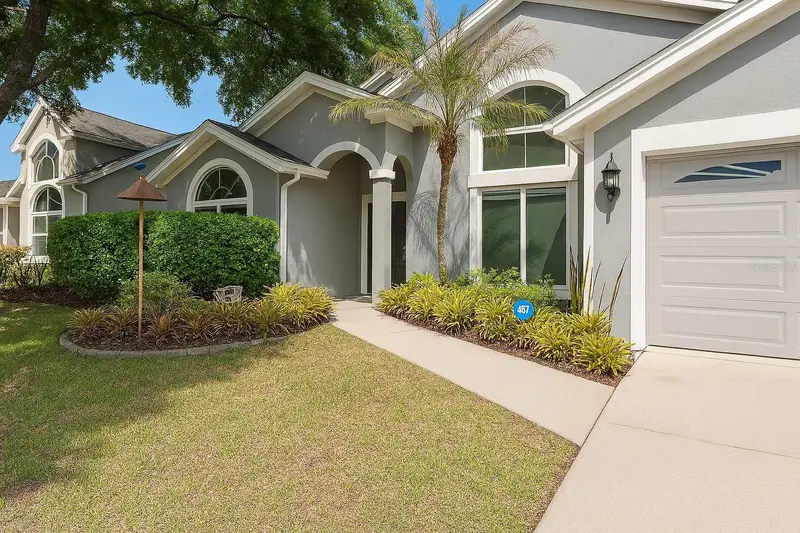 4605 Oak River Cir, FL