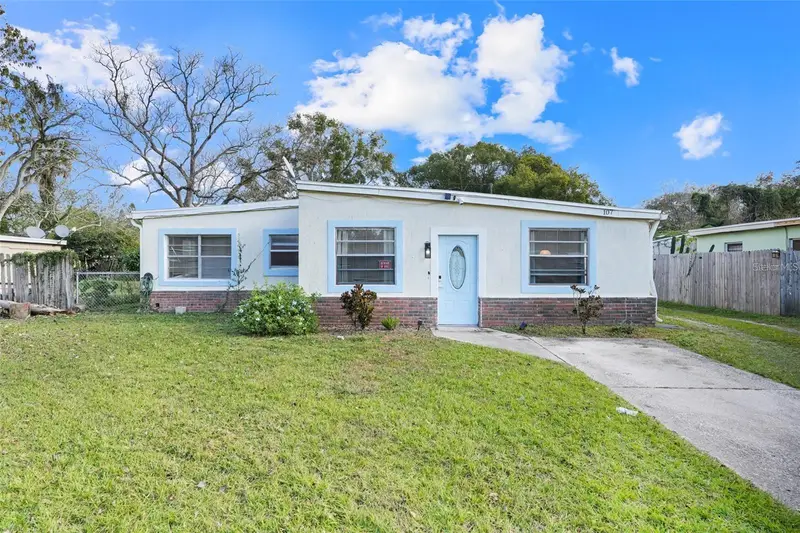 107 Garrison Dr, FL