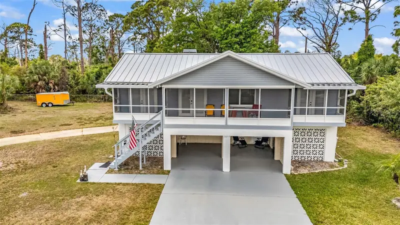 3059 Holcomb Rd, FL