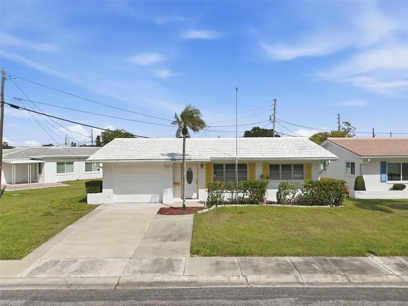 9501 45th Way N, FL