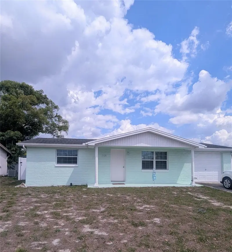 9136 Lunar Ln, FL
