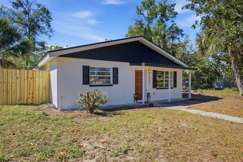6052 Central Ave, FL