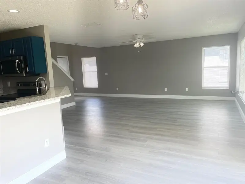 207 Southbridge Cir, FL