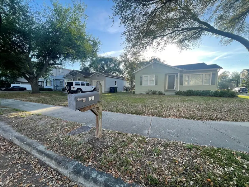 301 S Audubon. Ave, FL