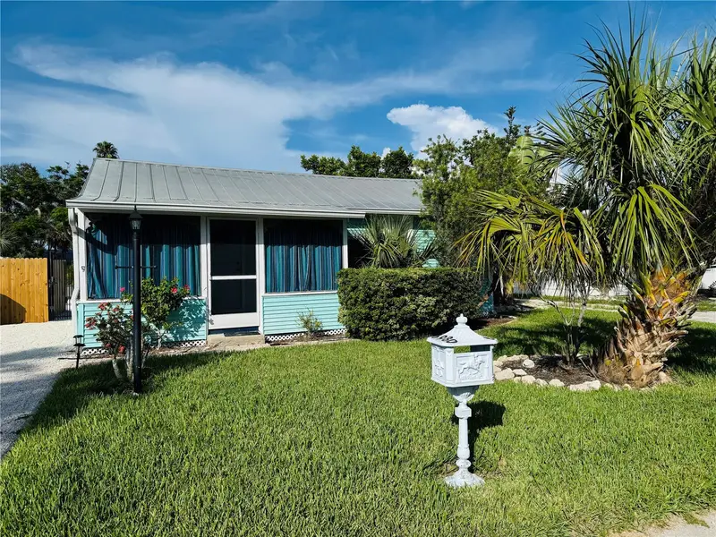 6980 Poinsetta, FL