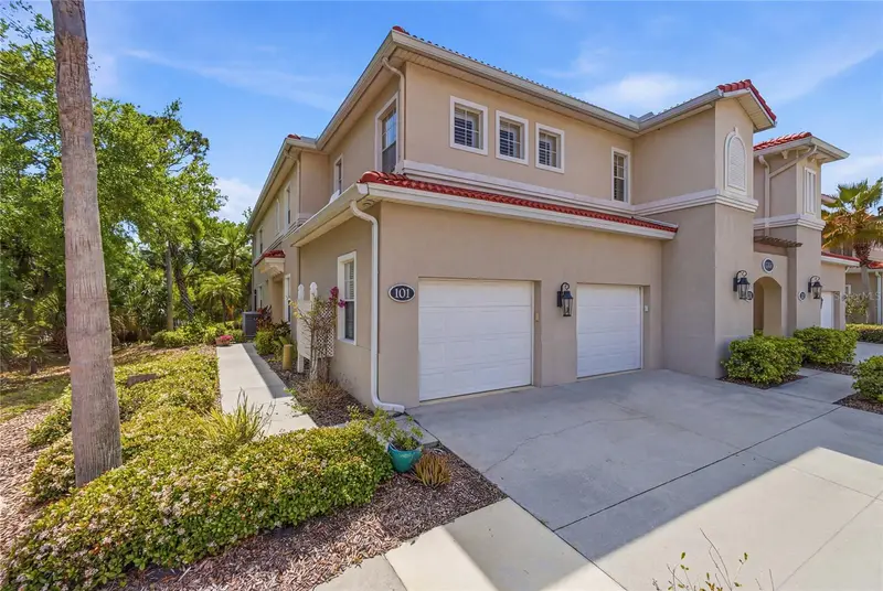 4000 Ibis Way #101, FL