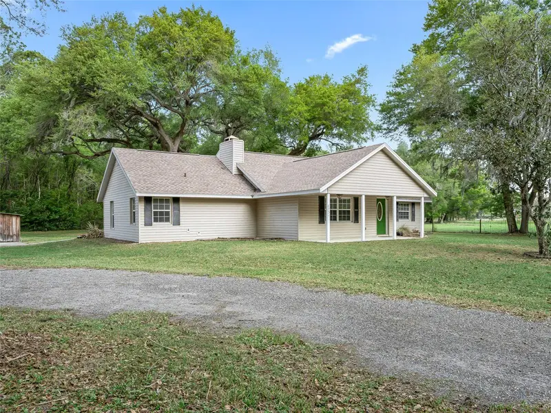 8234 S Us 301, FL
