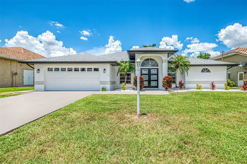 3077 Stone St, FL