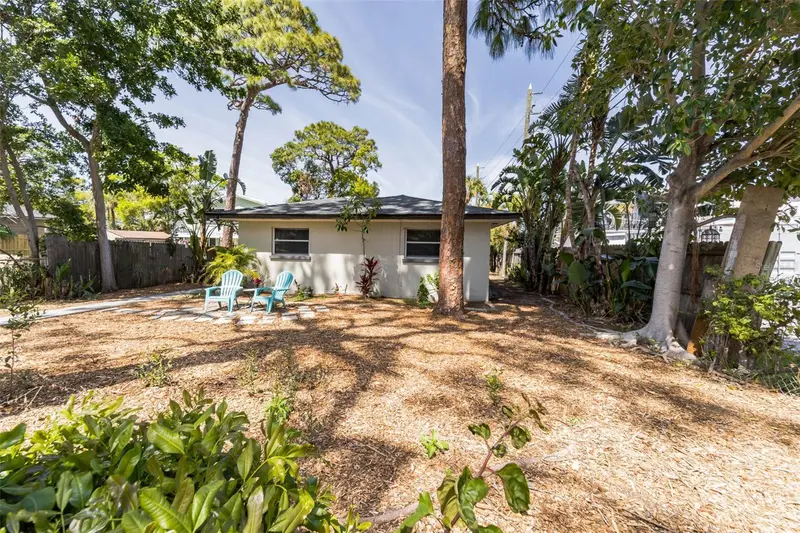 418 Lebeau St, FL