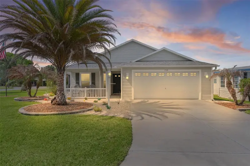 733 Jason Dr, FL