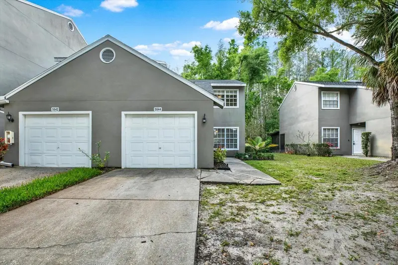 5844 Red Cedar Ln, FL