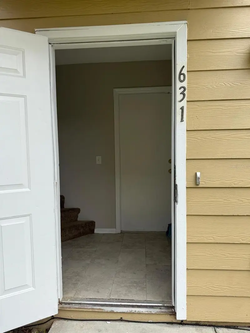 631 Washington Palm Loop, FL