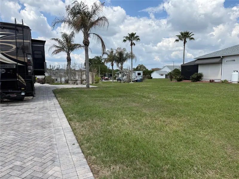 1030 Rally Dr, FL