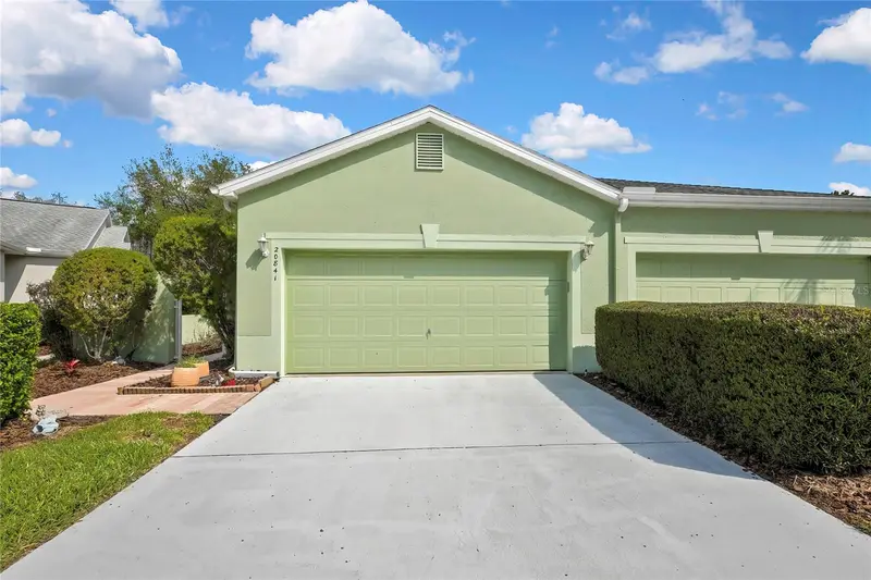 20841 Eustis Rd, FL