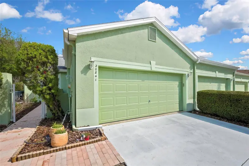 20841 Eustis Rd, FL