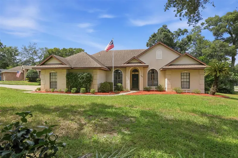 731 Edgewild Ct, FL