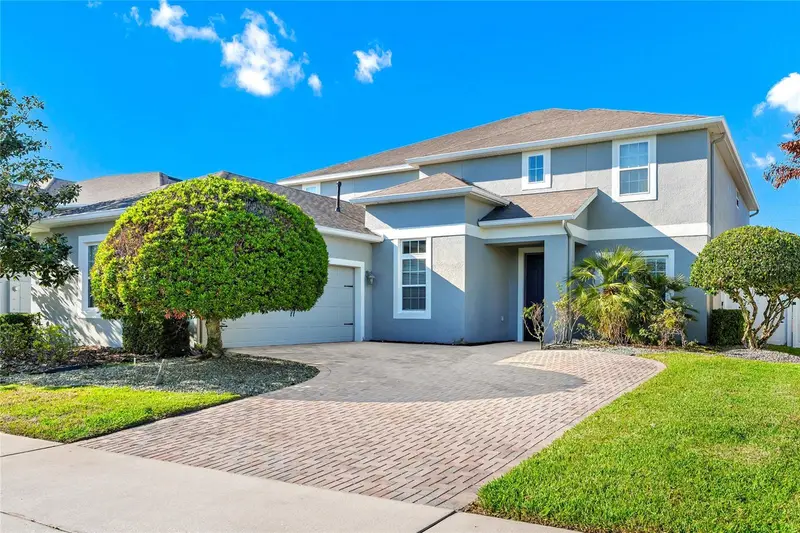 15558 Sandfield Loop, FL
