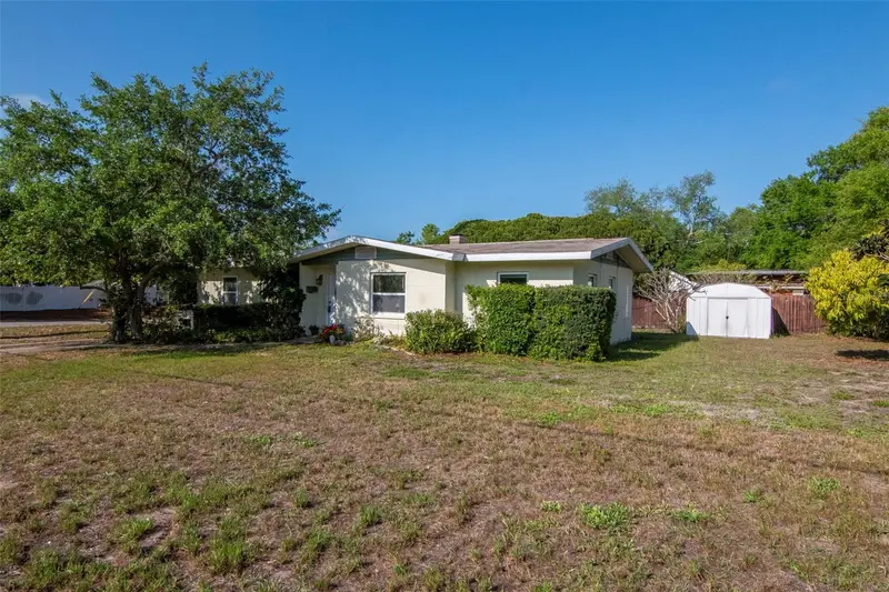 230 Milwaukee Ave, FL