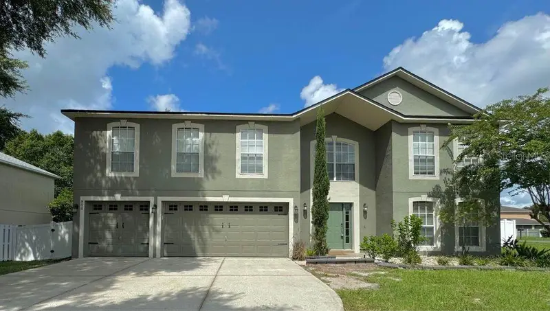 800 Clear Brook Ct, FL