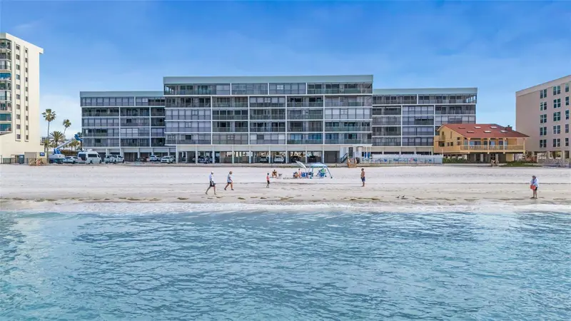 14900 Gulf Blvd #410, FL