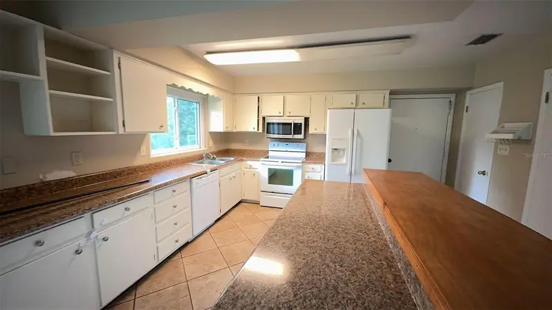 3330 Nw 27th Ave, FL