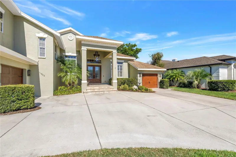 11902 Woodland Ter, FL