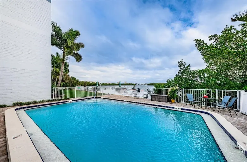 1859 Shore Dr S #107, FL
