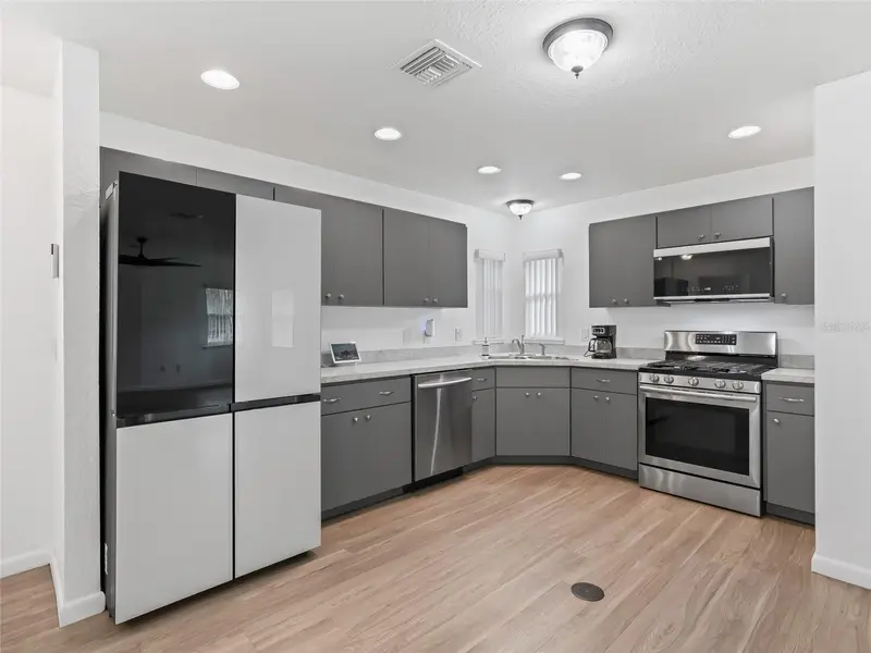 9318 Cr 649, FL