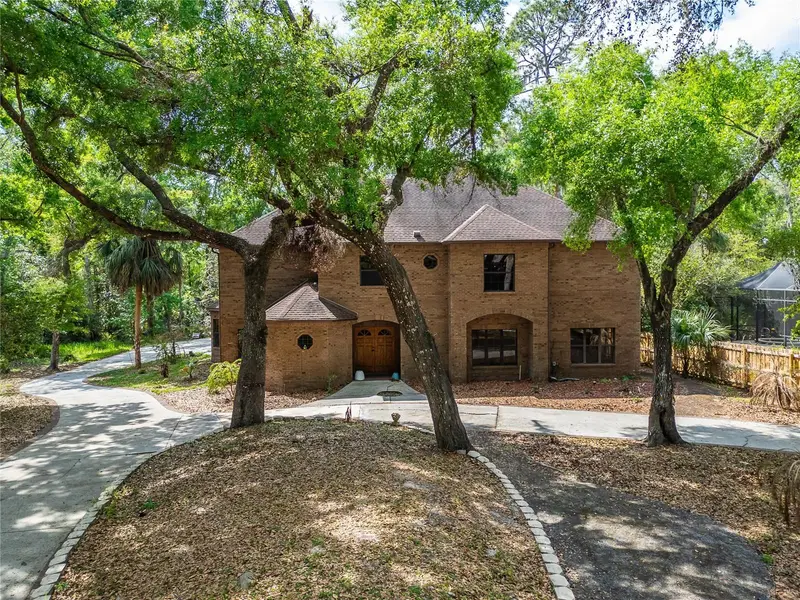 902 River Rapids Ave, FL