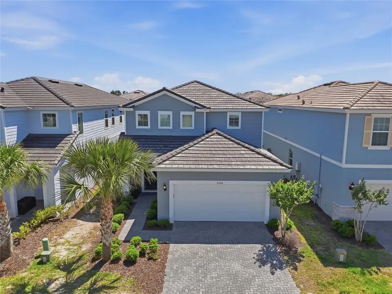 7256 Oakmoss Loop, FL