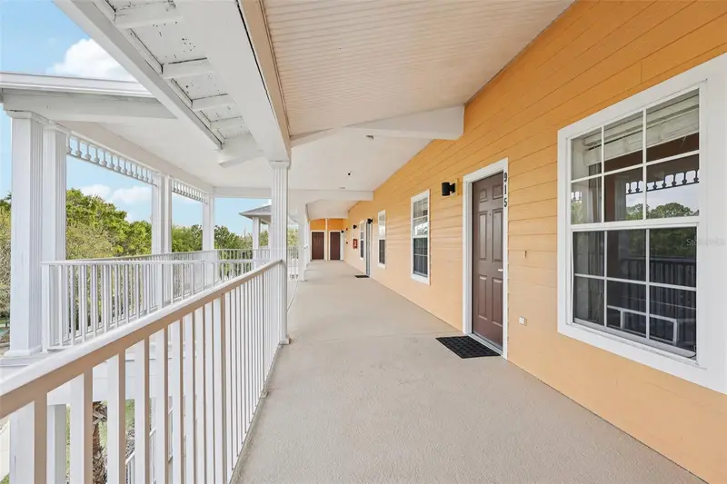 915 New Providence #303, FL