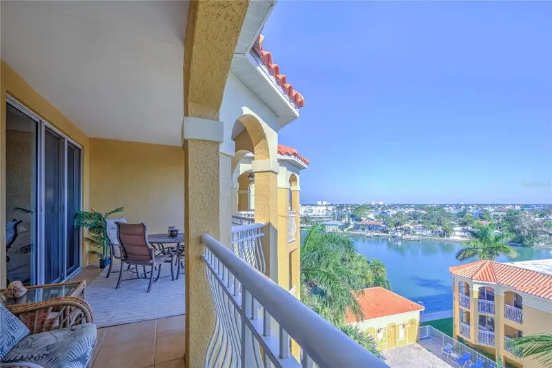 5353 Gulf Blvd #A502, FL