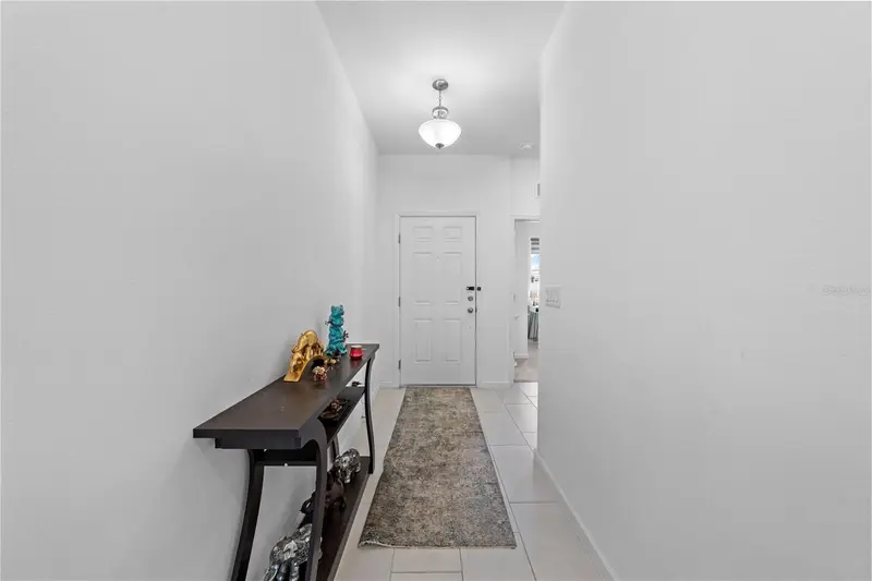 425 Silver Palm Dr, FL