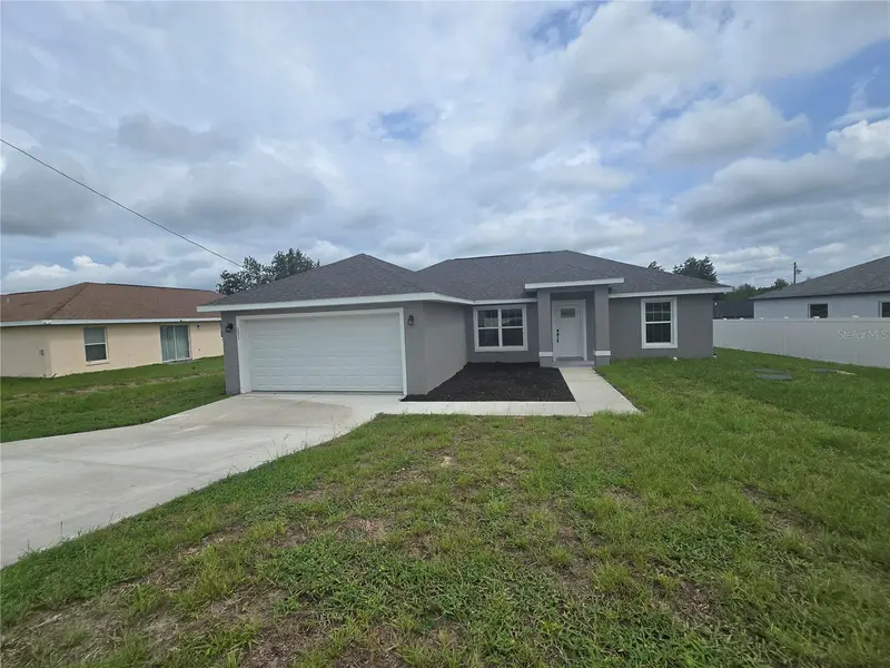 251 Chestnut Rd, FL